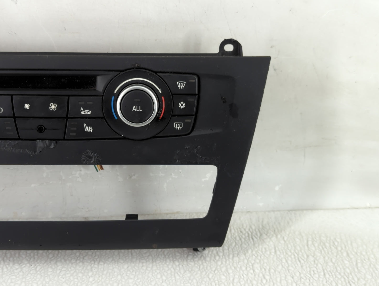 2011-2013 Bmw X3 Climate Control Module Temperature AC/Heater Replacement P/N:9252738-01 Fits Fits 2011 2012 2013 OEM Used A