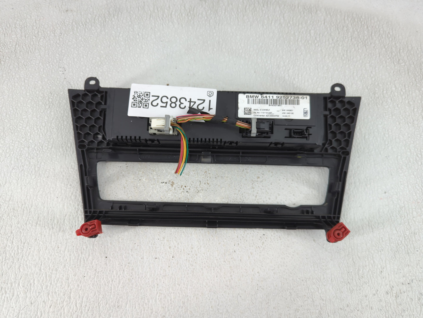 2011-2013 Bmw X3 Climate Control Module Temperature AC/Heater Replacement P/N:9252738-01 Fits Fits 2011 2012 2013 OEM Used A