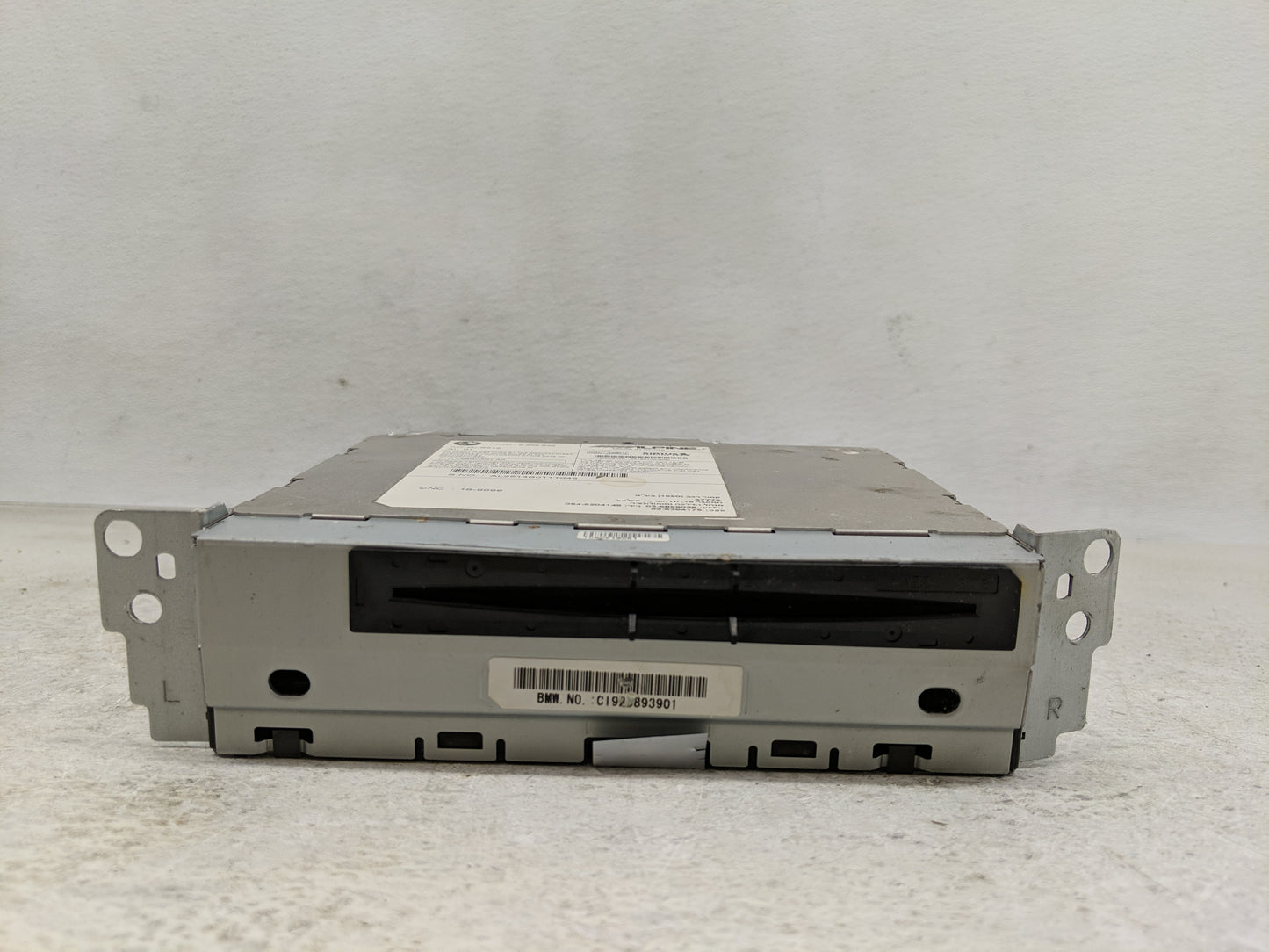 2011-2013 Bmw X3 Radio AM FM Cd Player Receiver Replacement P/N:9 258 939 Fits Fits 2010 2011 2012 2013 OEM Used Auto Parts 