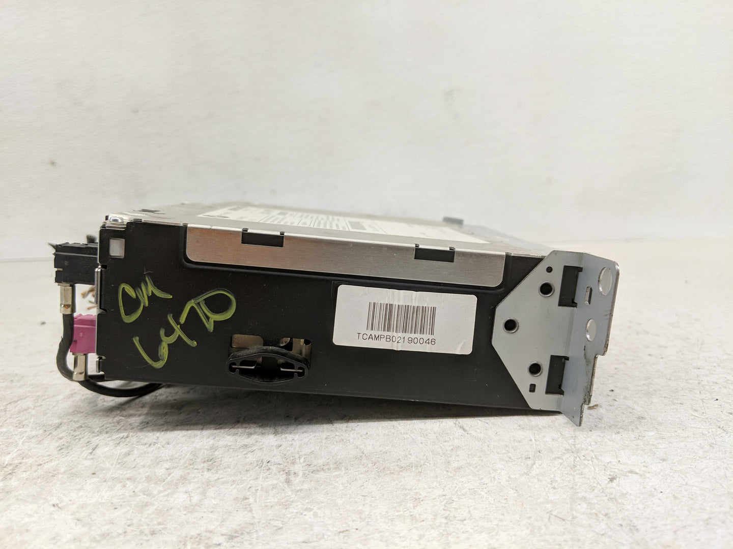 2011-2013 Bmw X3 Radio AM FM Cd Player Receiver Replacement P/N:9 258 939 Fits Fits 2010 2011 2012 2013 OEM Used Auto Parts 