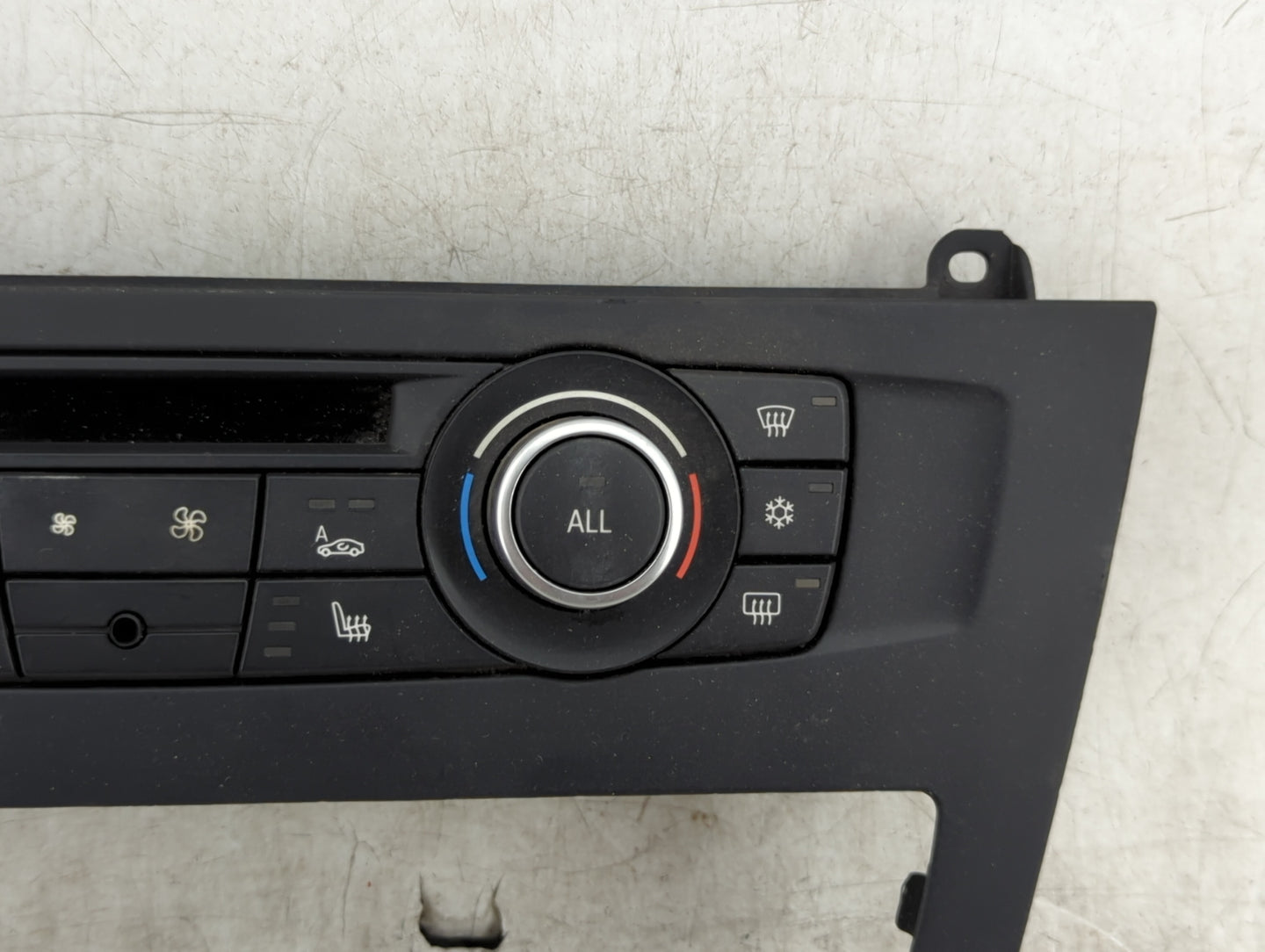 2011-2014 Bmw X3 Climate Control Module Temperature AC/Heater Replacement P/N:9252738-01 Fits Fits 2011 2012 2013 2014 OEM U