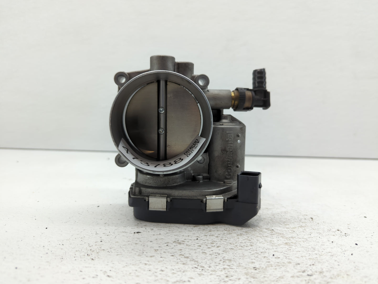 2011-2017 Bmw X3 Throttle Body P/N:1354 7597871-01 1354 7597871-03 Fits OEM Used Auto Parts - Oemusedautoparts1.com