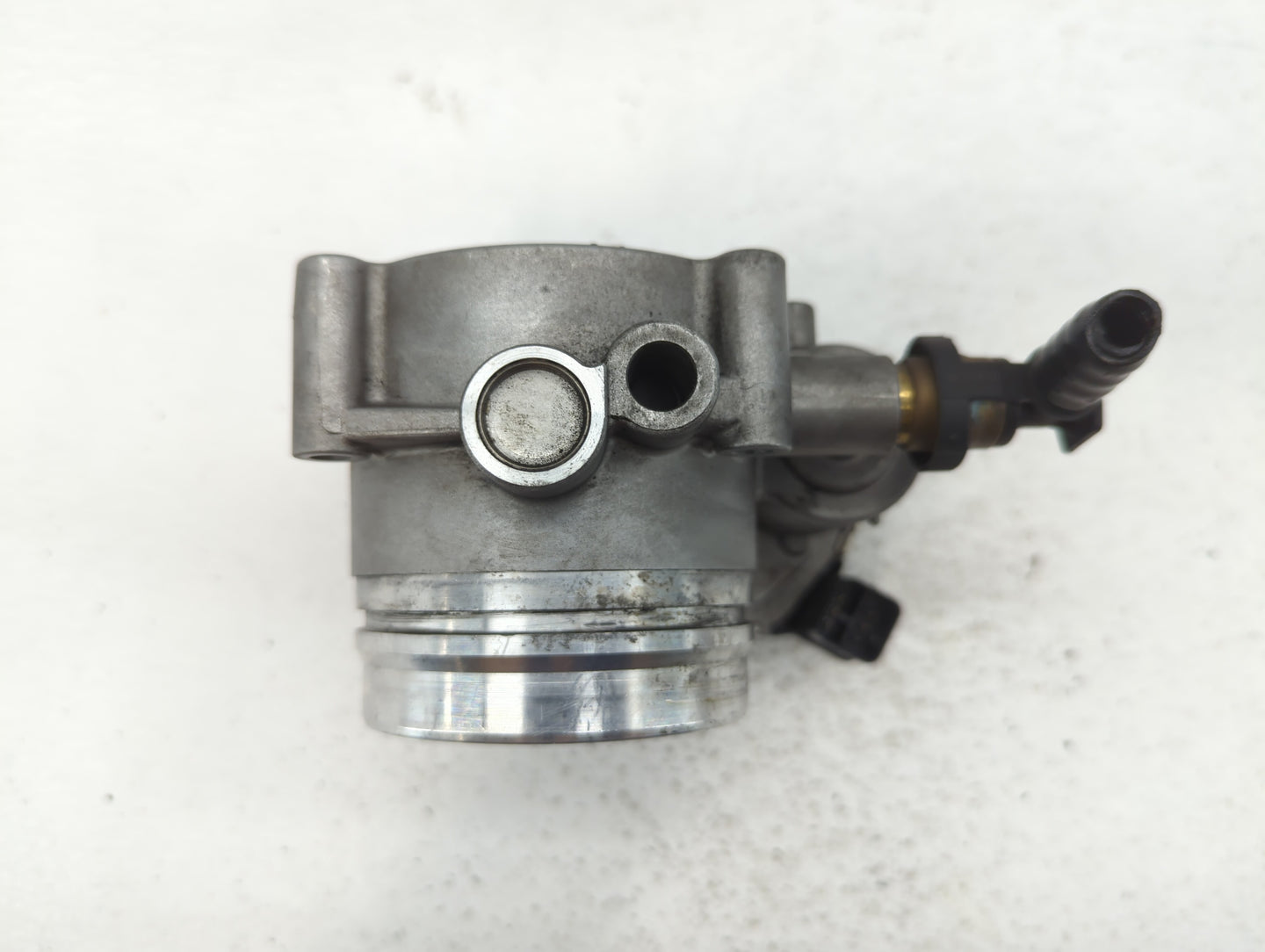 2011-2017 Bmw X3 Throttle Body P/N:1354 7597871-01 1354 7597871-03 Fits OEM Used Auto Parts - Oemusedautoparts1.com