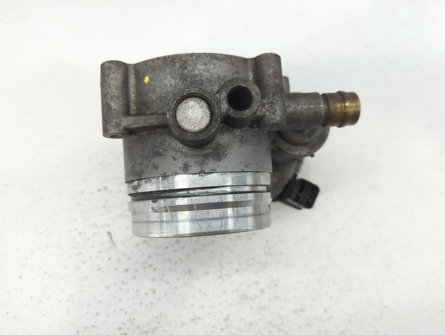 2011-2017 Bmw X3 Throttle Body P/N:1354 7597871-01 1354 7597871-03 Fits OEM Used Auto Parts - Oemusedautoparts1.com