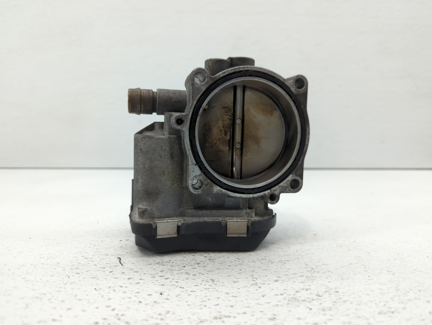 2011-2017 Bmw X3 Throttle Body P/N:1354 7597871-01 1354 7597871-03 Fits OEM Used Auto Parts - Oemusedautoparts1.com