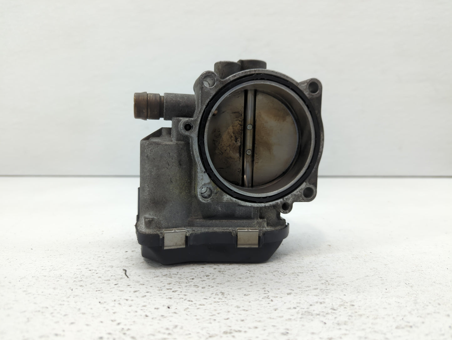 2011-2017 Bmw X3 Throttle Body P/N:1354 7597871-01 1354 7597871-03 Fits OEM Used Auto Parts - Oemusedautoparts1.com