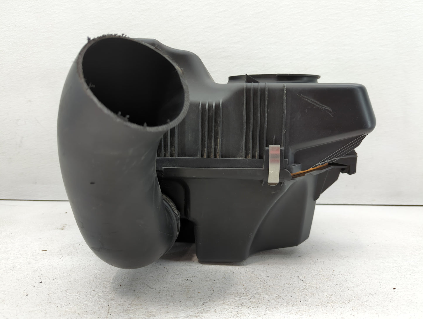 2011-2012 Bmw X3 Air Cleaner Intake-duct Hose Tube - Oemusedautoparts1.com
