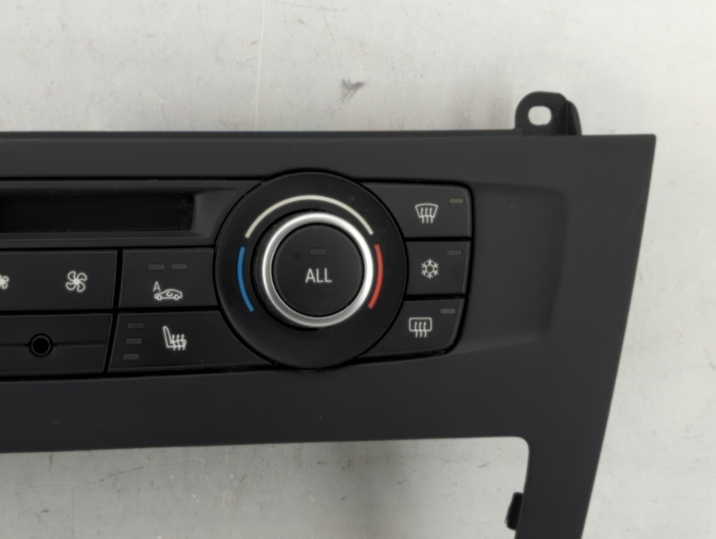 2011-2013 Bmw X3 Climate Control Module Temperature AC/Heater Replacement P/N:9252738-01 Fits Fits 2011 2012 2013 OEM Used A