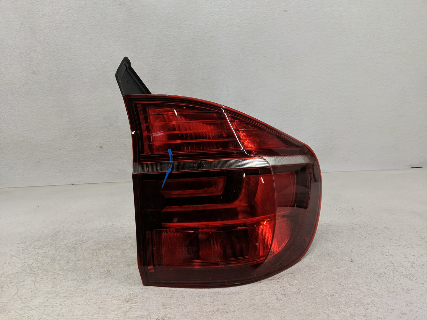 2011-2013 Bmw X5 Tail Light Assembly Passenger Right OEM Fits Fits 2011 2012 2013 OEM Used Auto Parts - Oemusedautoparts1.co