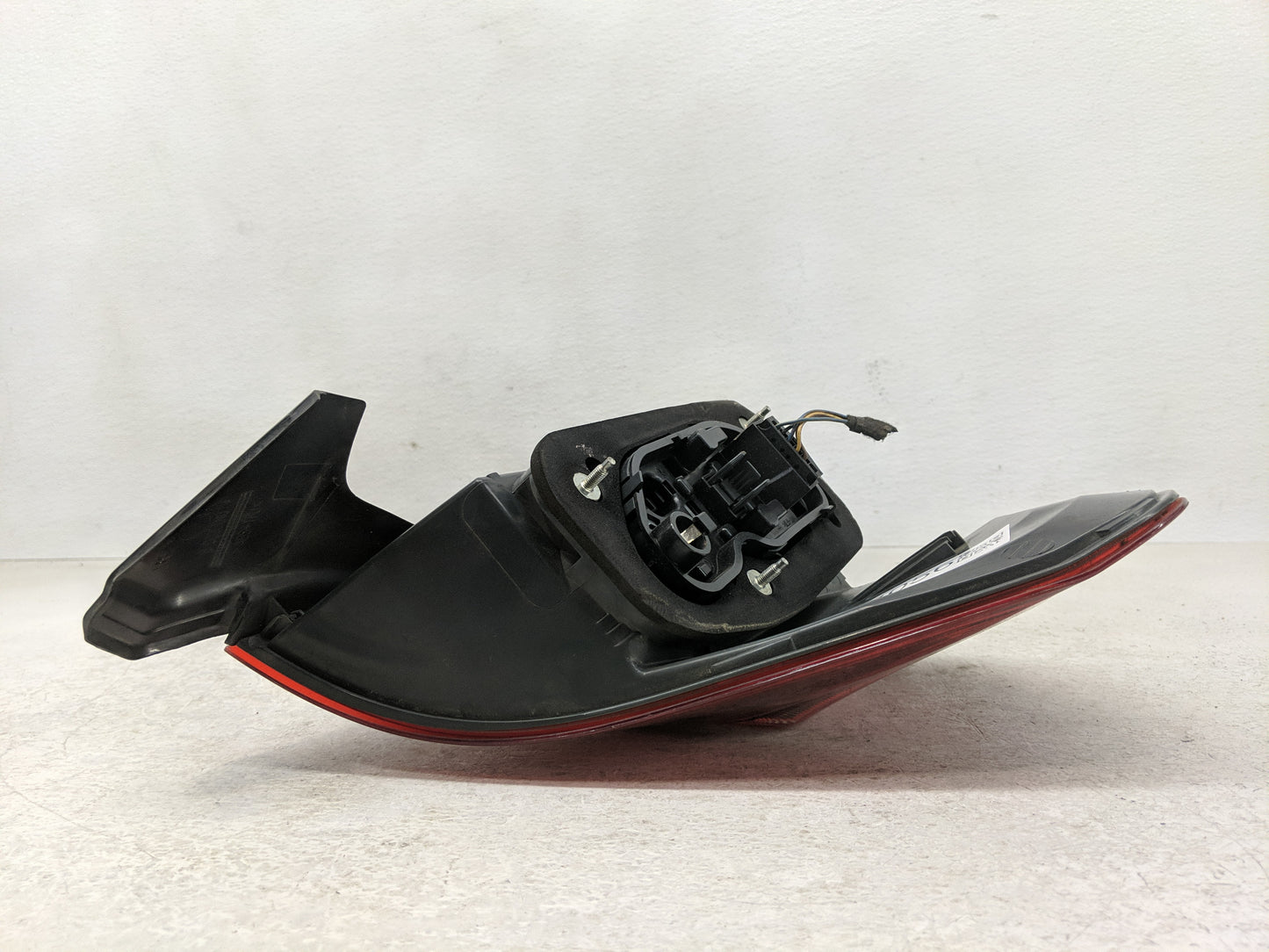 2011-2013 Bmw X5 Tail Light Assembly Passenger Right OEM Fits Fits 2011 2012 2013 OEM Used Auto Parts - Oemusedautoparts1.co