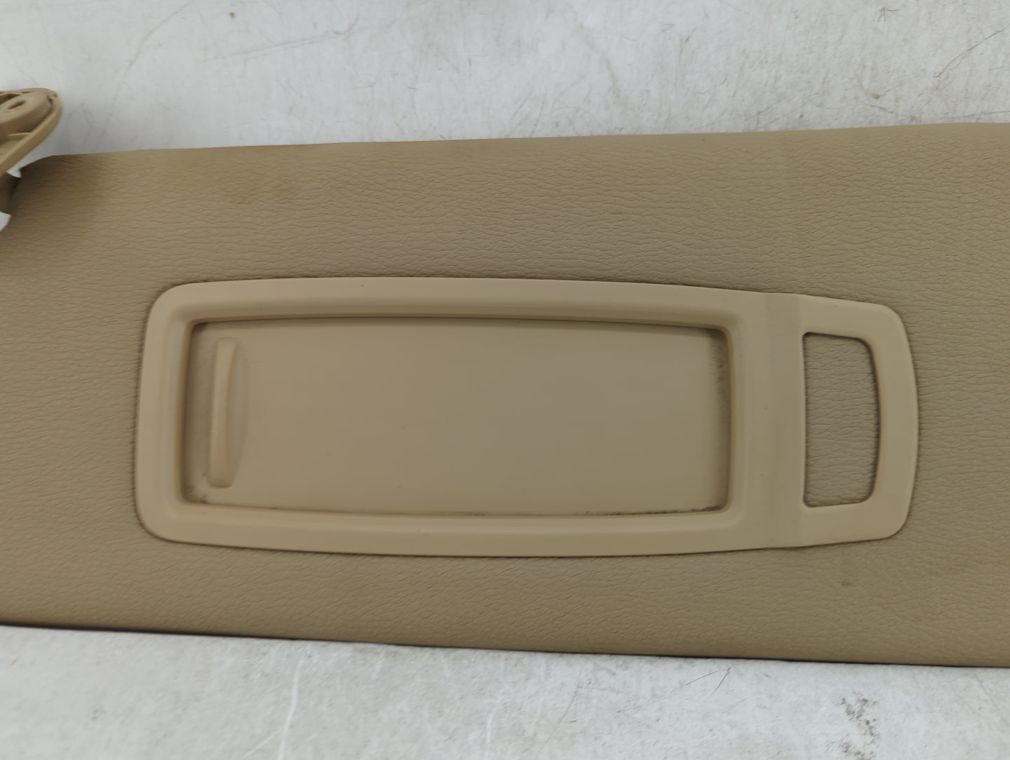 2007-2013 Bmw X5 Sun Visor Shade Replacement Driver Left Mirror Fits Fits 2007 2008 2009 2011 2012 2013 OEM Used Auto Parts 