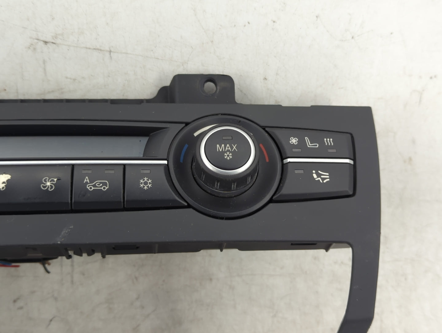 2007-2013 Bmw X5 Climate Control Module Temperature AC/Heater Replacement P/N:9234336-02/Y 9208216-02 Fits OEM Used Auto Par