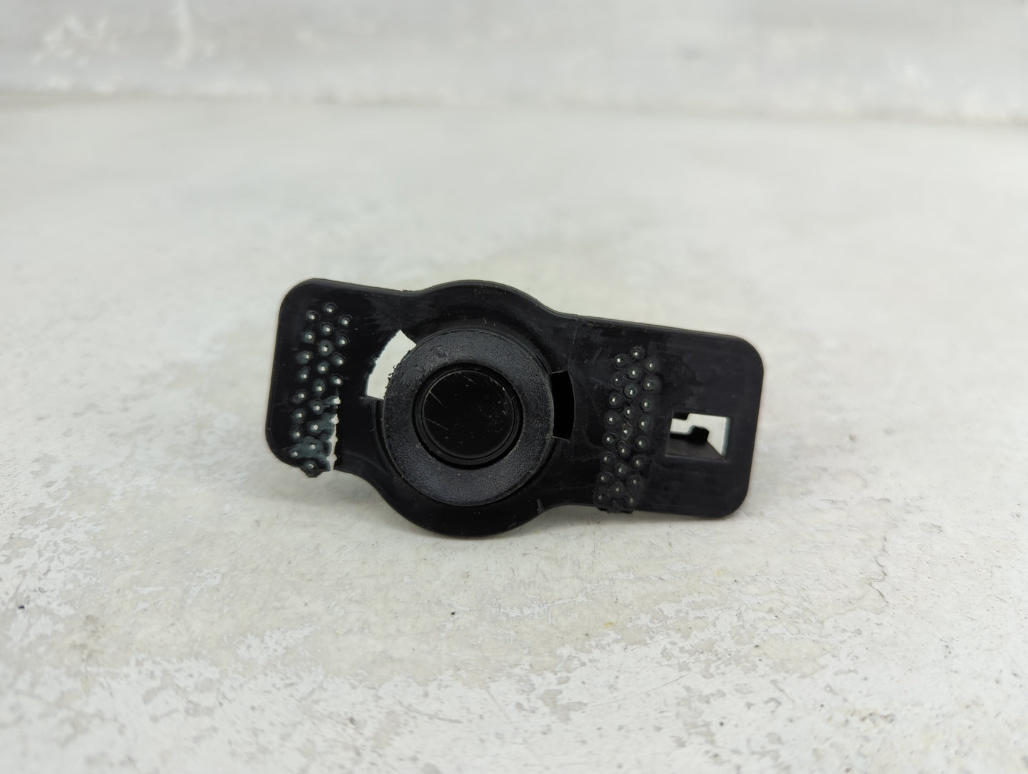 2011 Bmw X5 Front Park Assist Sensor Black 1456222 - Oemusedautoparts1.com
