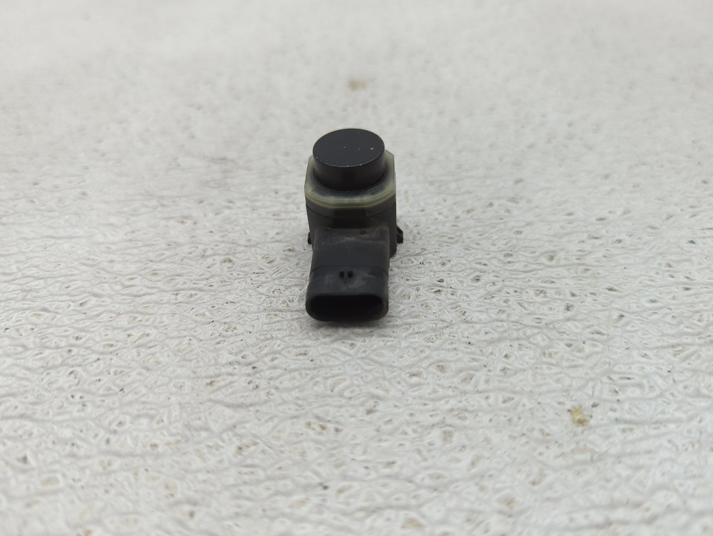 2011 Bmw X5 Front Park Assist Sensor Black - Oemusedautoparts1.com