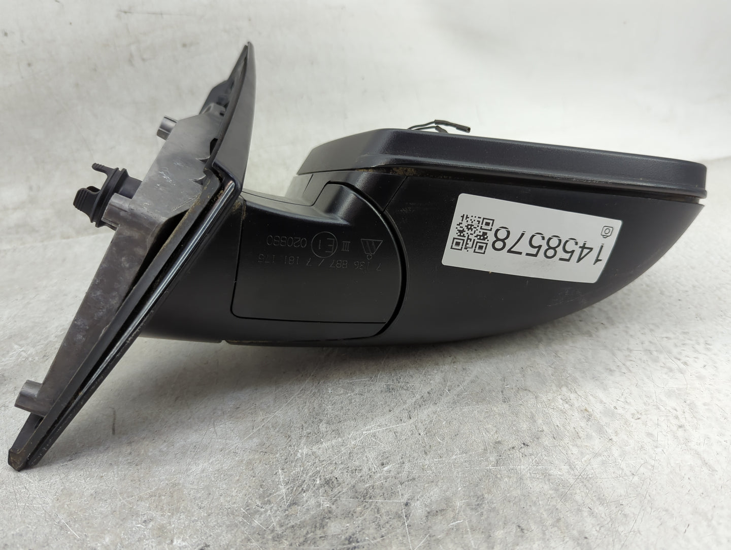 2007-2013 Bmw X5 Passenger Side View Mirror - Right Door Mirror OEM Used - Oemusedautoparts1.com