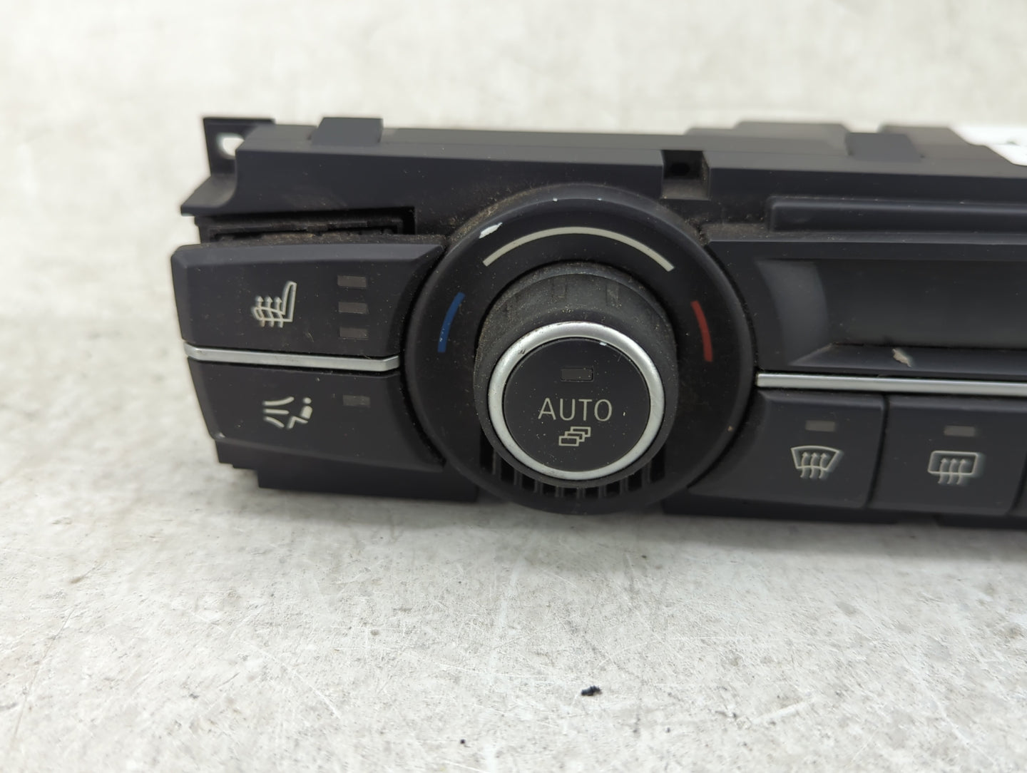 2007-2013 Bmw X5 Climate Control Module Temperature AC/Heater Replacement P/N:9 227 924-01 Fits OEM Used Auto Parts - Oemuse