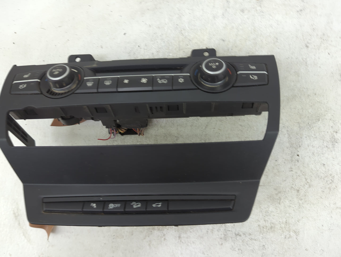 2007-2013 Bmw X5 Climate Control Module Temperature AC/Heater Replacement P/N:9227924-02/W 61319208218-02 Fits OEM Used Auto
