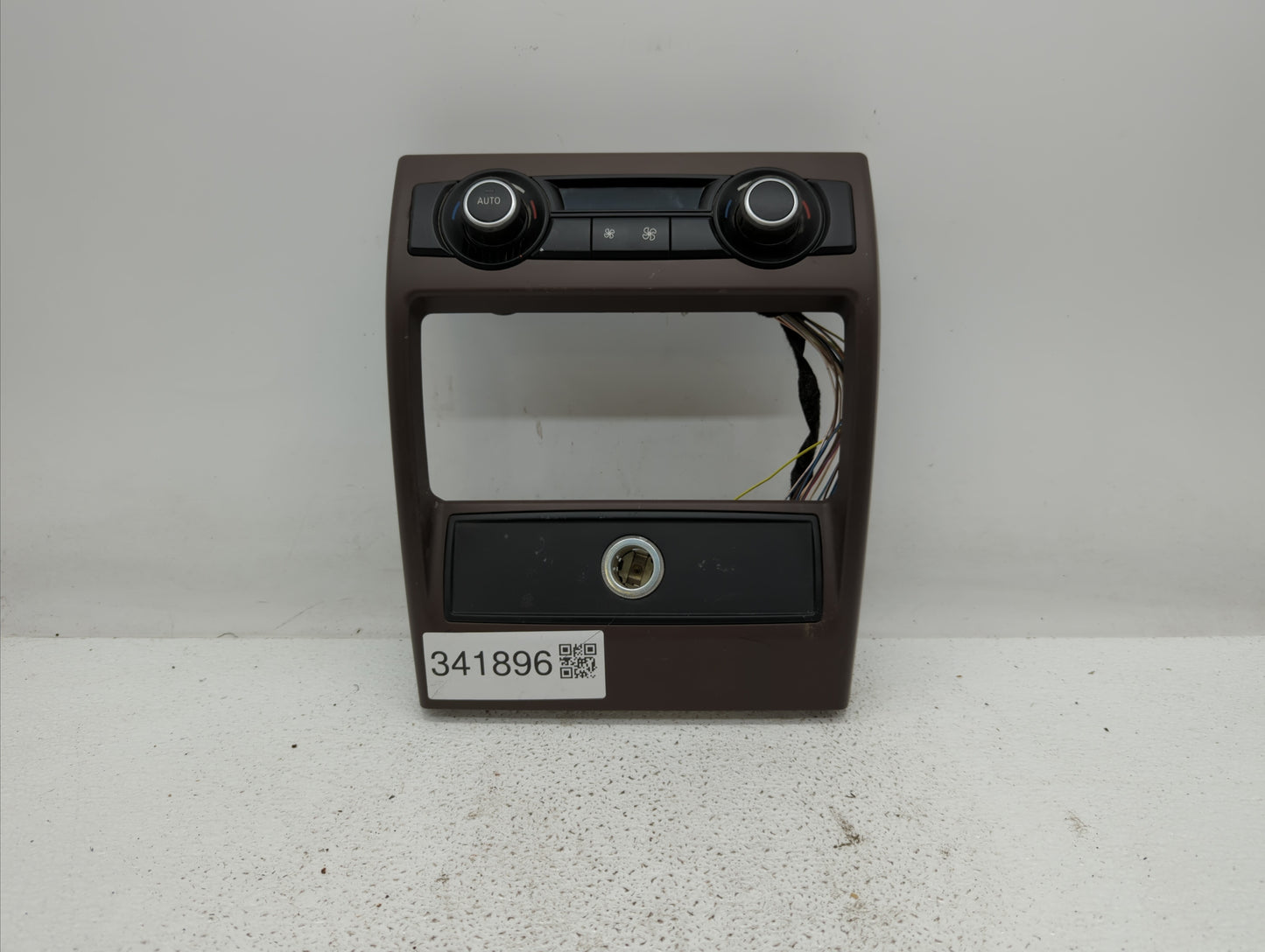 2007-2013 Bmw X5 Climate Control Module Temperature AC/Heater Replacement P/N:9 215 514 9215514 Fits OEM Used Auto Parts - O
