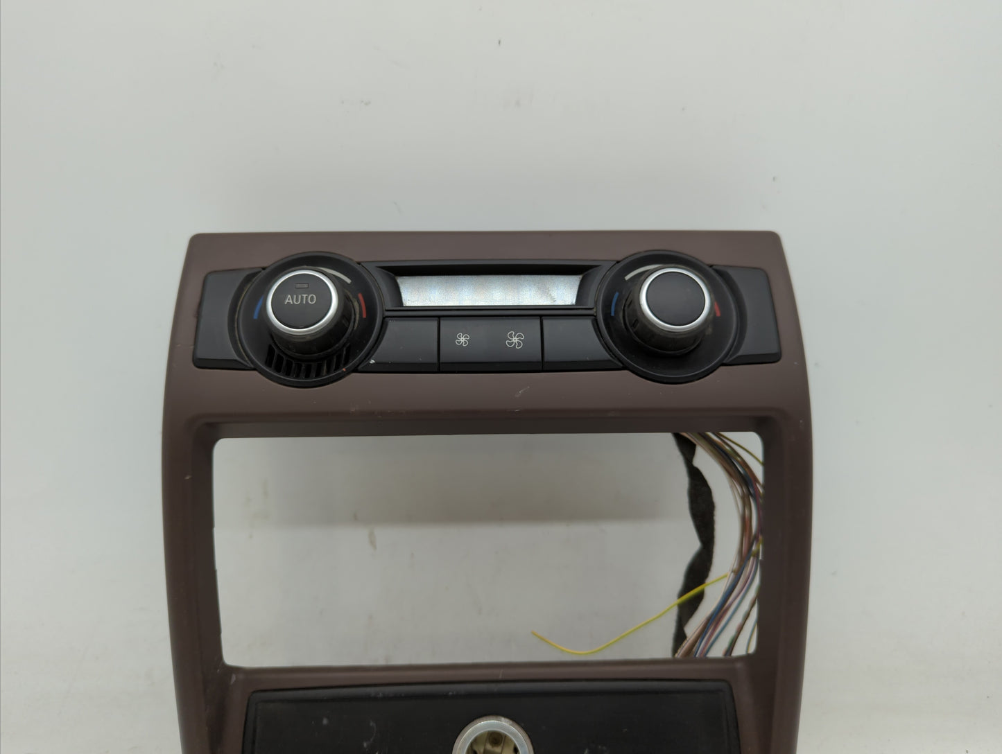 2007-2013 Bmw X5 Climate Control Module Temperature AC/Heater Replacement P/N:9 215 514 9215514 Fits OEM Used Auto Parts - O