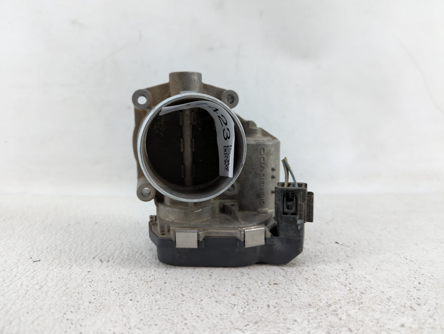 2011-2018 Bmw X5 Throttle Body P/N:7 555 944 7555944 Fits Fits 2008 2009 2010 2011 2012 2013 2014 2015 2016 2017 2018 OEM Us