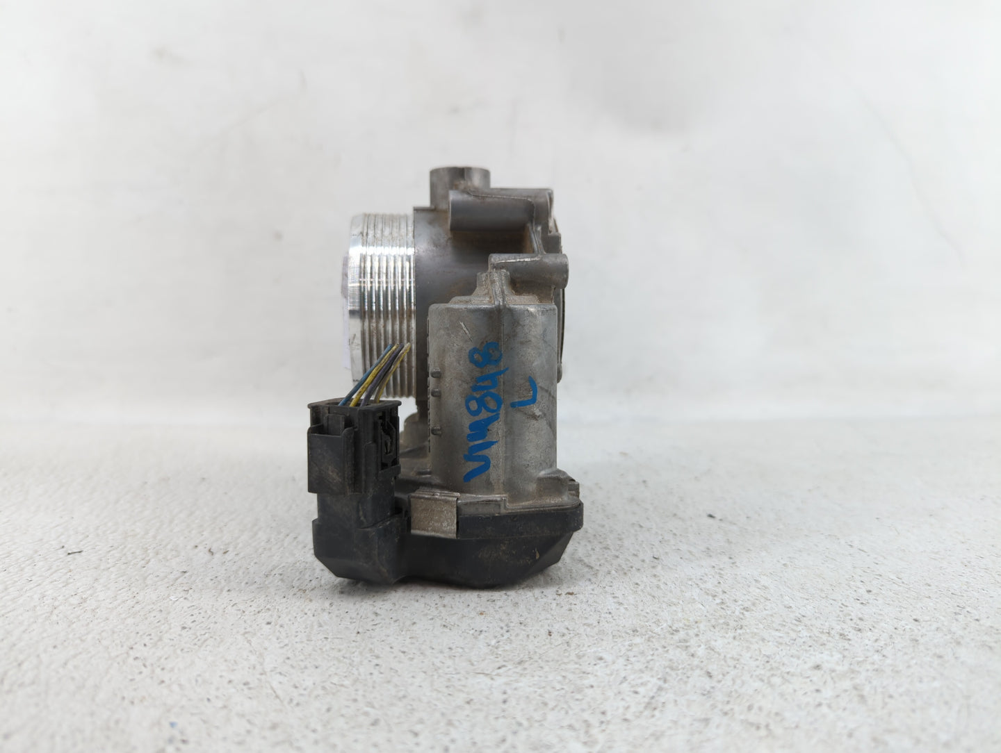 2011-2018 Bmw X5 Throttle Body P/N:7 555 944 7555944 Fits Fits 2008 2009 2010 2011 2012 2013 2014 2015 2016 2017 2018 OEM Us