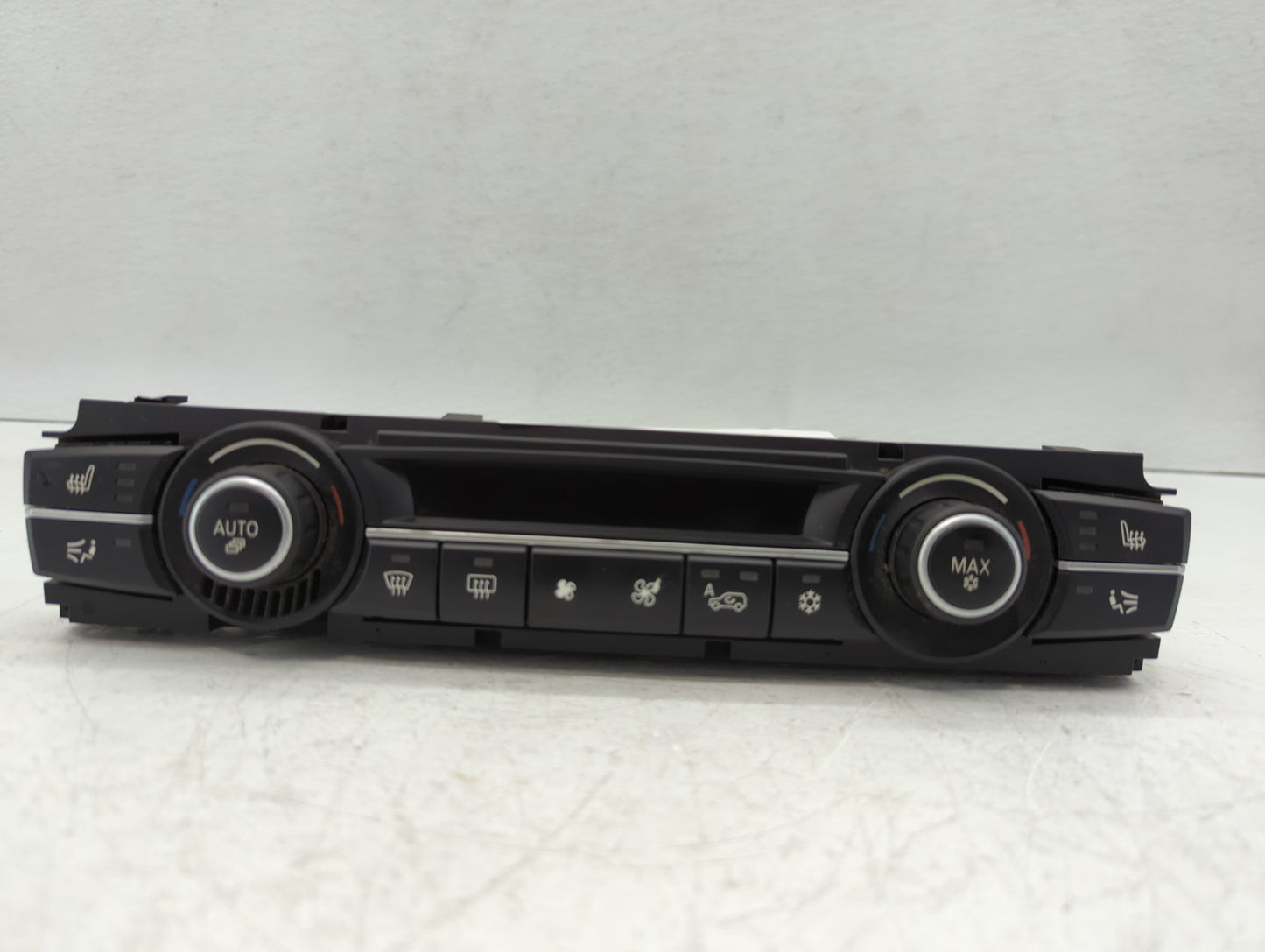 2007-2013 Bmw X5 Climate Control Module Temperature AC/Heater Replacement P/N:9 234 335-02 90025-242 Fits OEM Used Auto Part