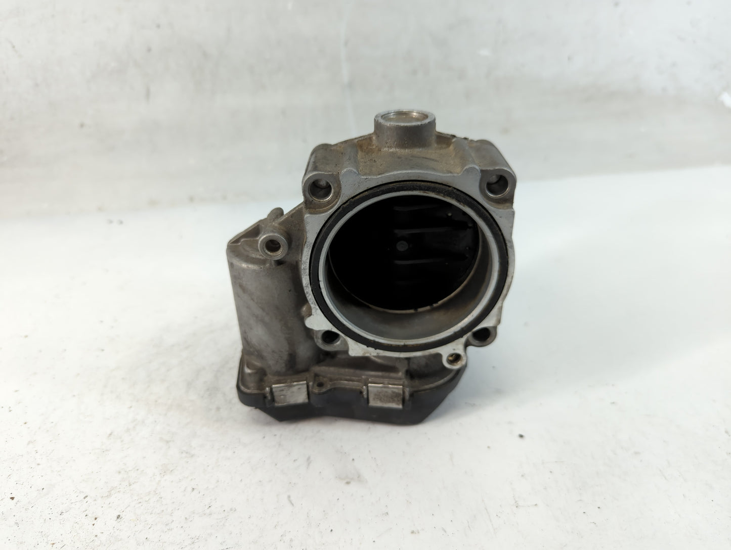 2011-2018 Bmw X5 Throttle Body P/N:A2C53374893 1354 7555944-03 Fits OEM Used Auto Parts - Oemusedautoparts1.com