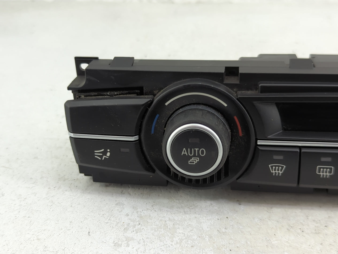2008-2014 Bmw X6 Climate Control Module Temperature AC/Heater Replacement P/N:9 234 334 Fits OEM Used Auto Parts - Oemusedau