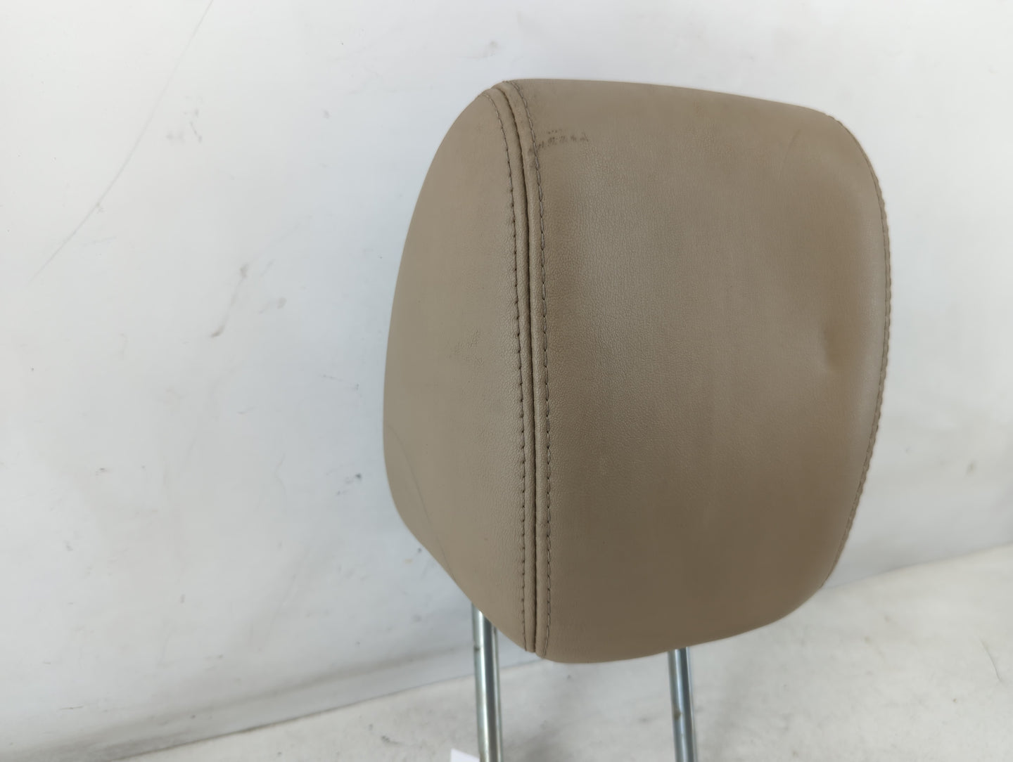 2009-2011 Buick Enclave Headrest Head Rest Front Driver Passenger Seat Fits Fits 2009 2010 2011 OEM Used Auto Parts - Oemuse