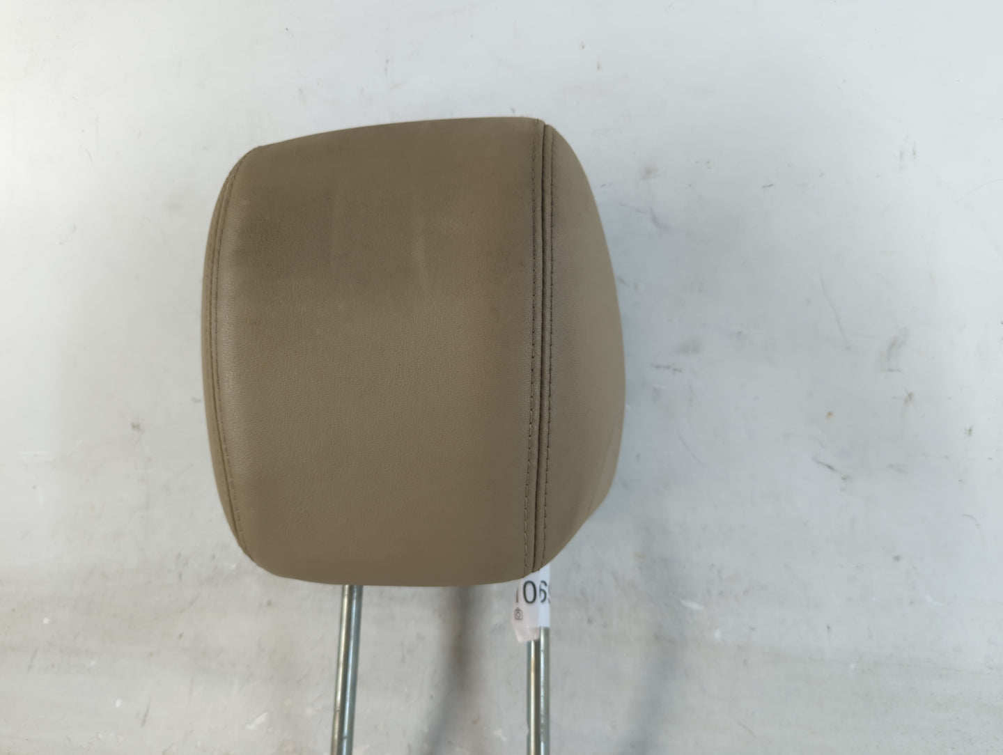 2010-2011 Buick Enclave Headrest Head Rest Front Driver Passenger Seat Fits Fits 2010 2011 OEM Used Auto Parts - Oemusedauto