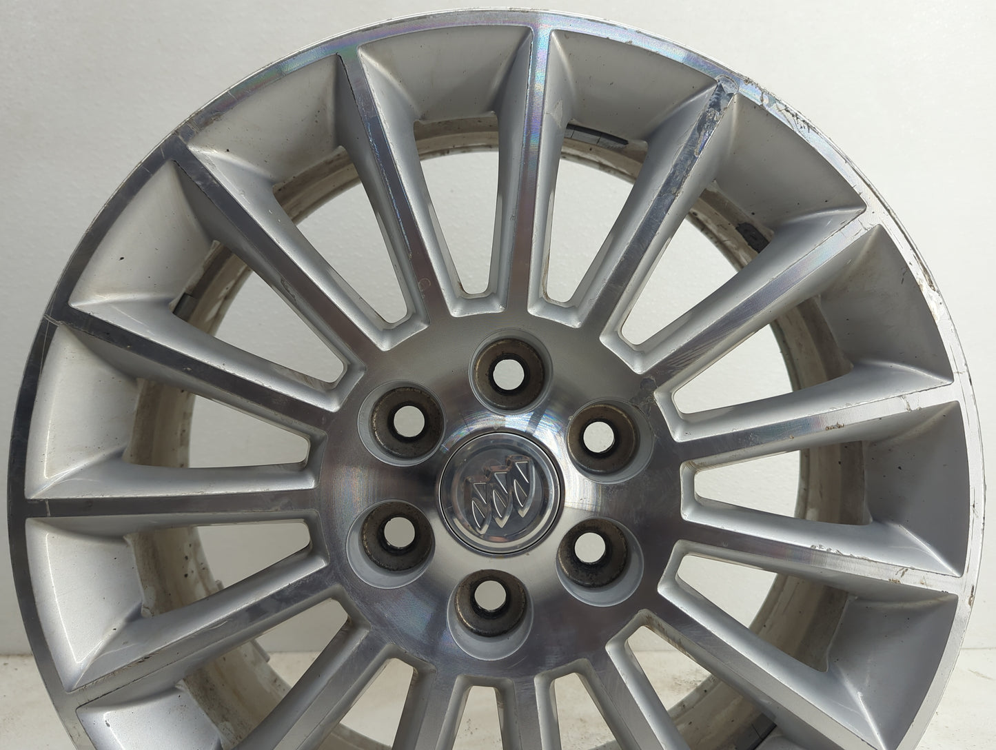 2008-2012 Buick Enclave Oem Wheel Rim - Oemusedautoparts1.com
