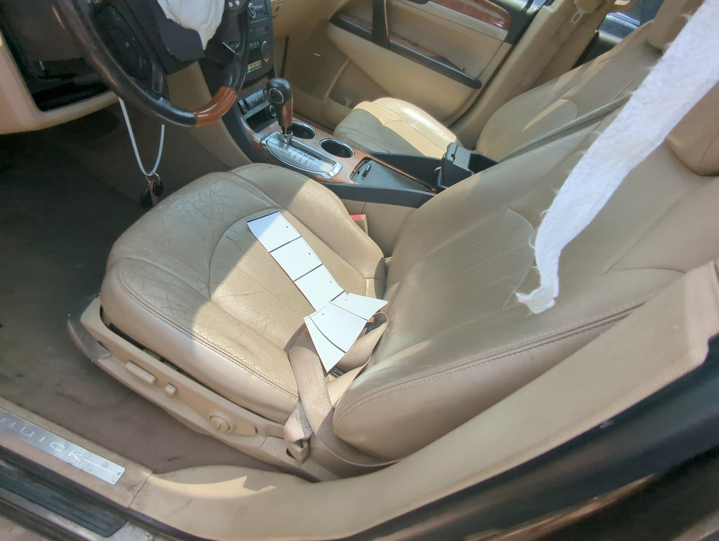 2010-2011 Buick Enclave Driver Front Seat Oem - Oemusedautoparts1.com