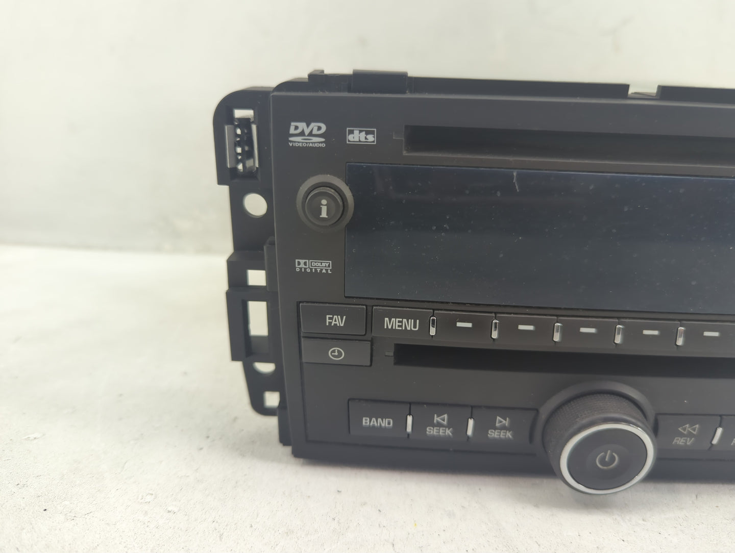 2010-2012 Buick Enclave Radio AM FM Cd Player Receiver Replacement P/N:20940022 Fits Fits 2010 2011 2012 OEM Used Auto Parts