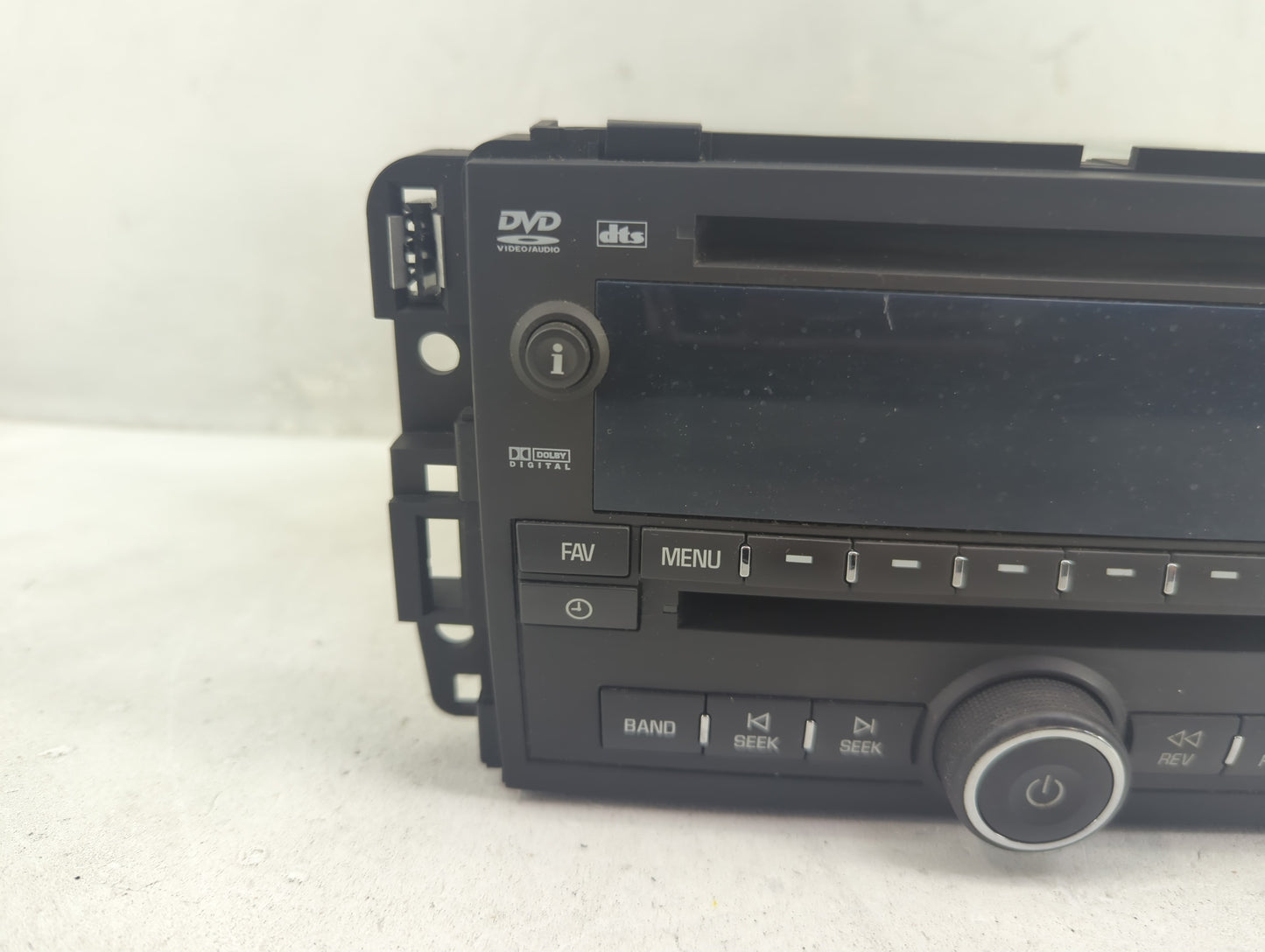2010-2012 Buick Enclave Radio AM FM Cd Player Receiver Replacement P/N:20940022 Fits Fits 2010 2011 2012 OEM Used Auto Parts