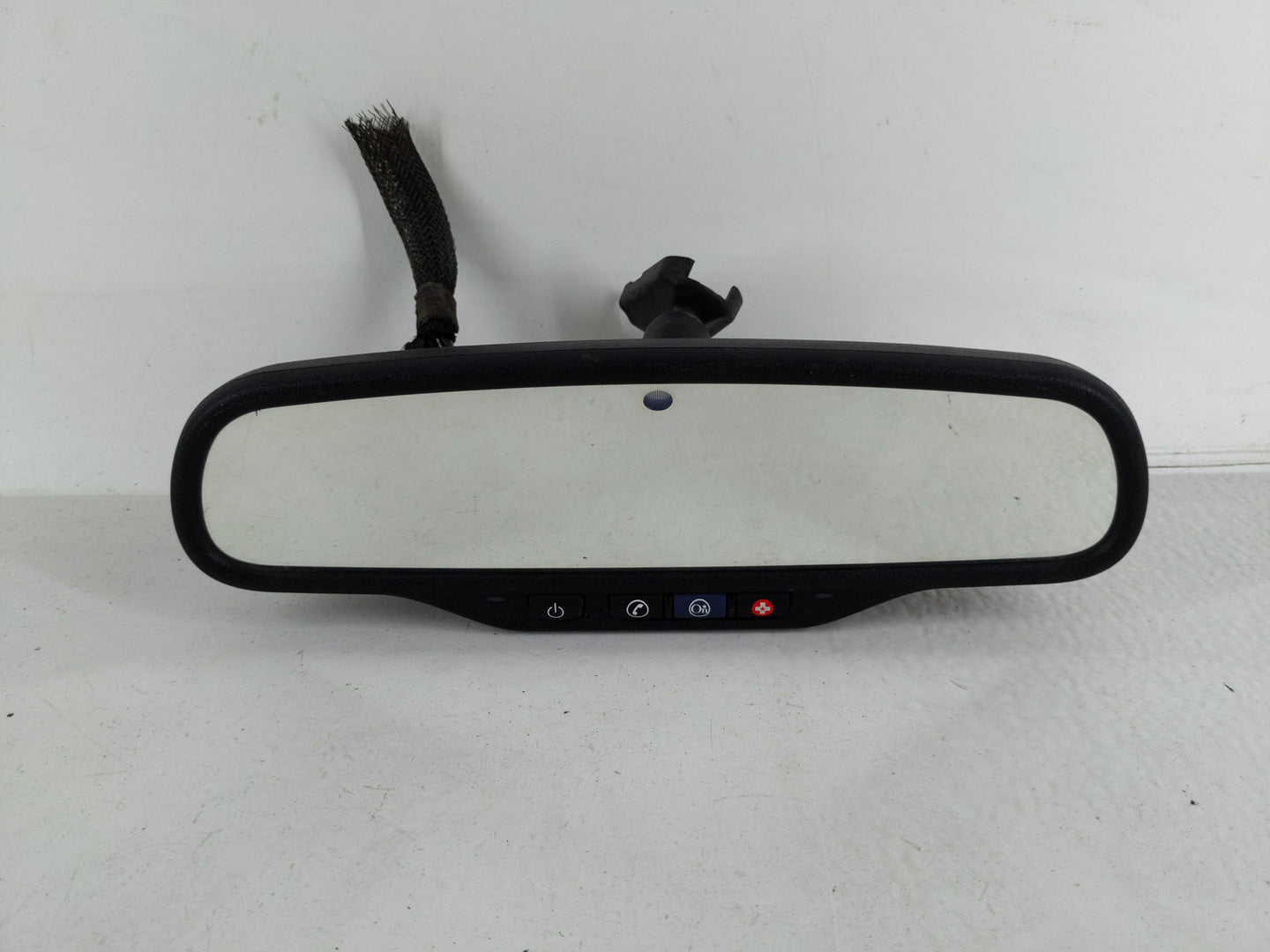 2009-2017 Buick Enclave Interior Rear View Mirror Replacement OEM P/N:1581679 Fits OEM Used Auto Parts - Oemusedautoparts1.c