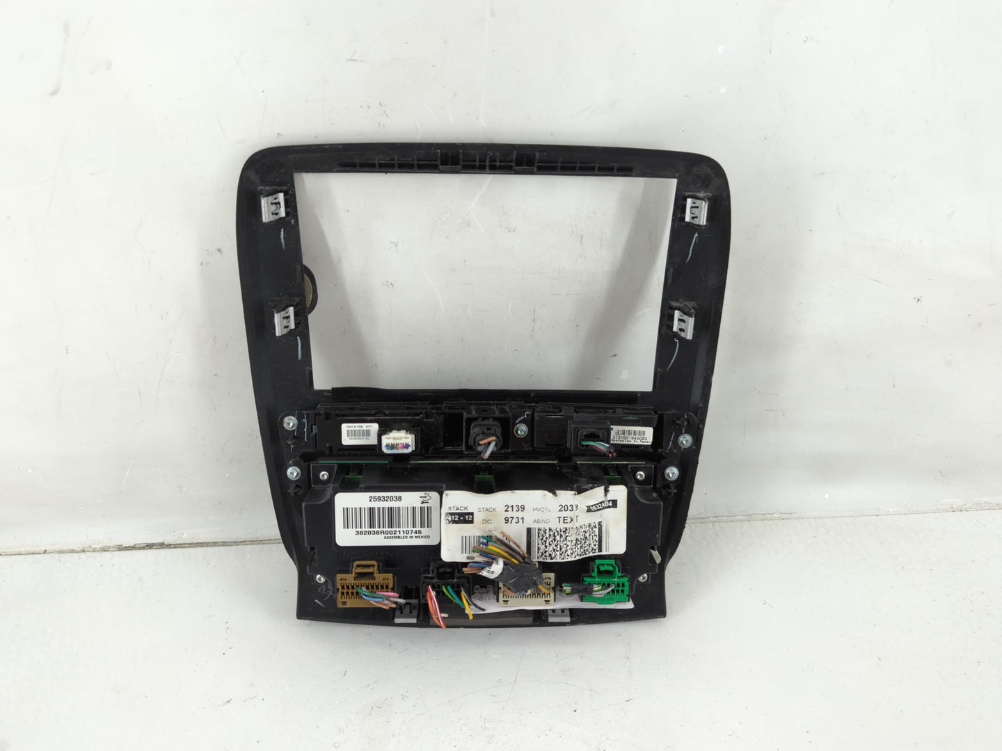 2010-2017 Buick Enclave Radio AM FM Cd Player Receiver Replacement P/N:25932038 Fits Fits 2010 2011 2012 2014 2015 2016 2017