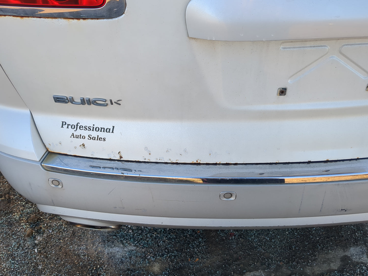 2008-2012 Buick Enclave Trunk/decklid/hatch/tailgate Oem - Oemusedautoparts1.com
