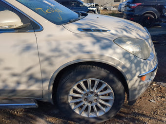 compare product 2008-2012 Buick Enclave Passenger Fender
