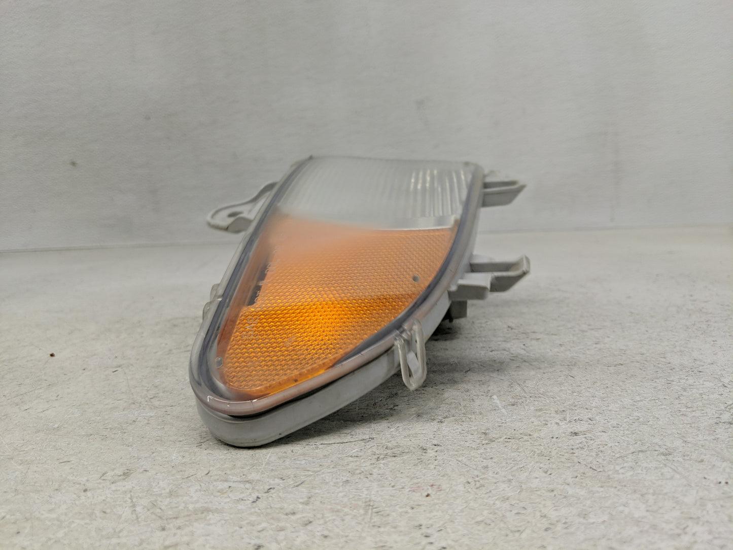 2008-2012 Buick Enclave Driver Left Oem Front Light Lamp - Oemusedautoparts1.com