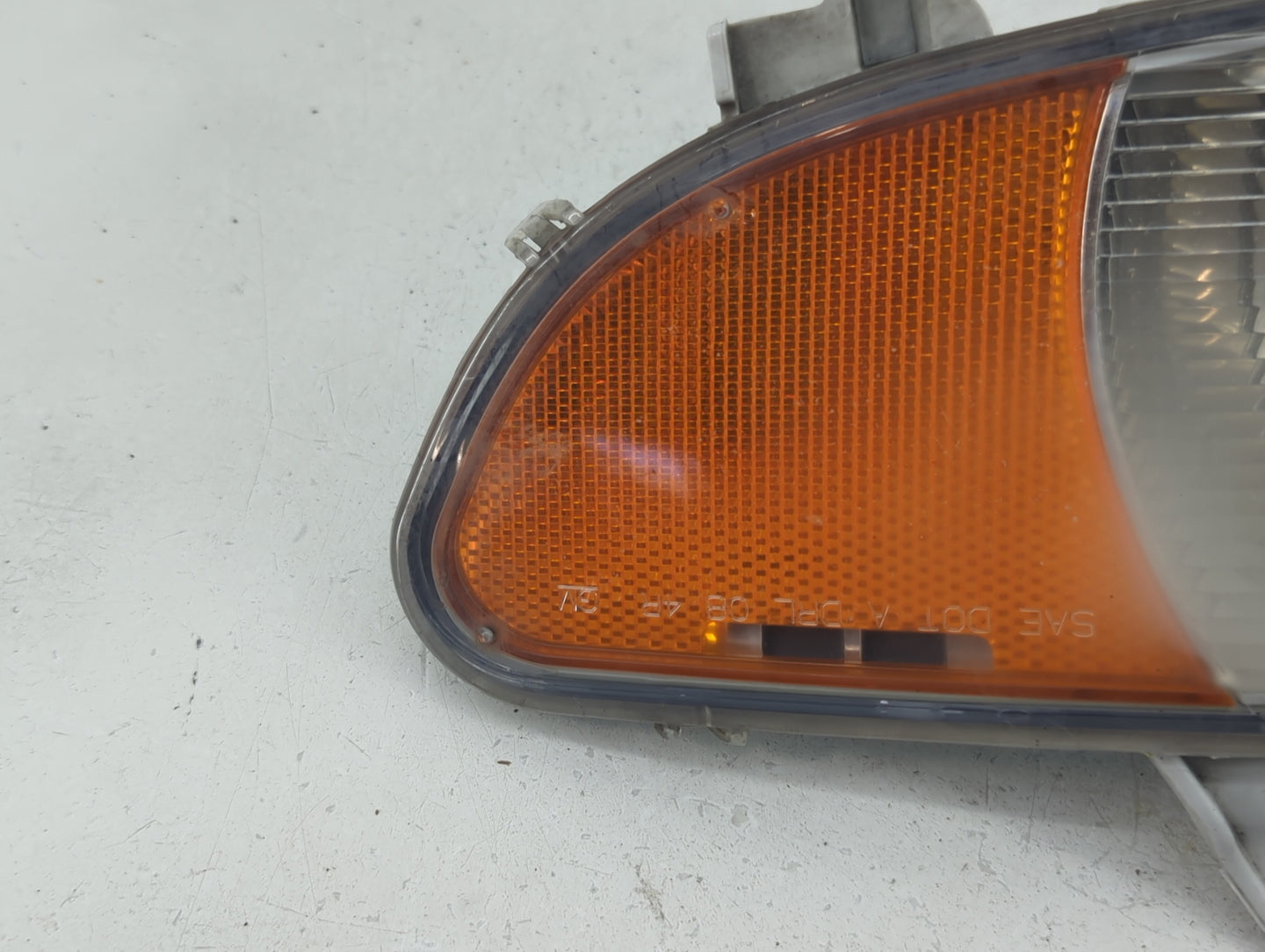 2008-2012 Buick Enclave Driver Left Oem Front Light Lamp - Oemusedautoparts1.com