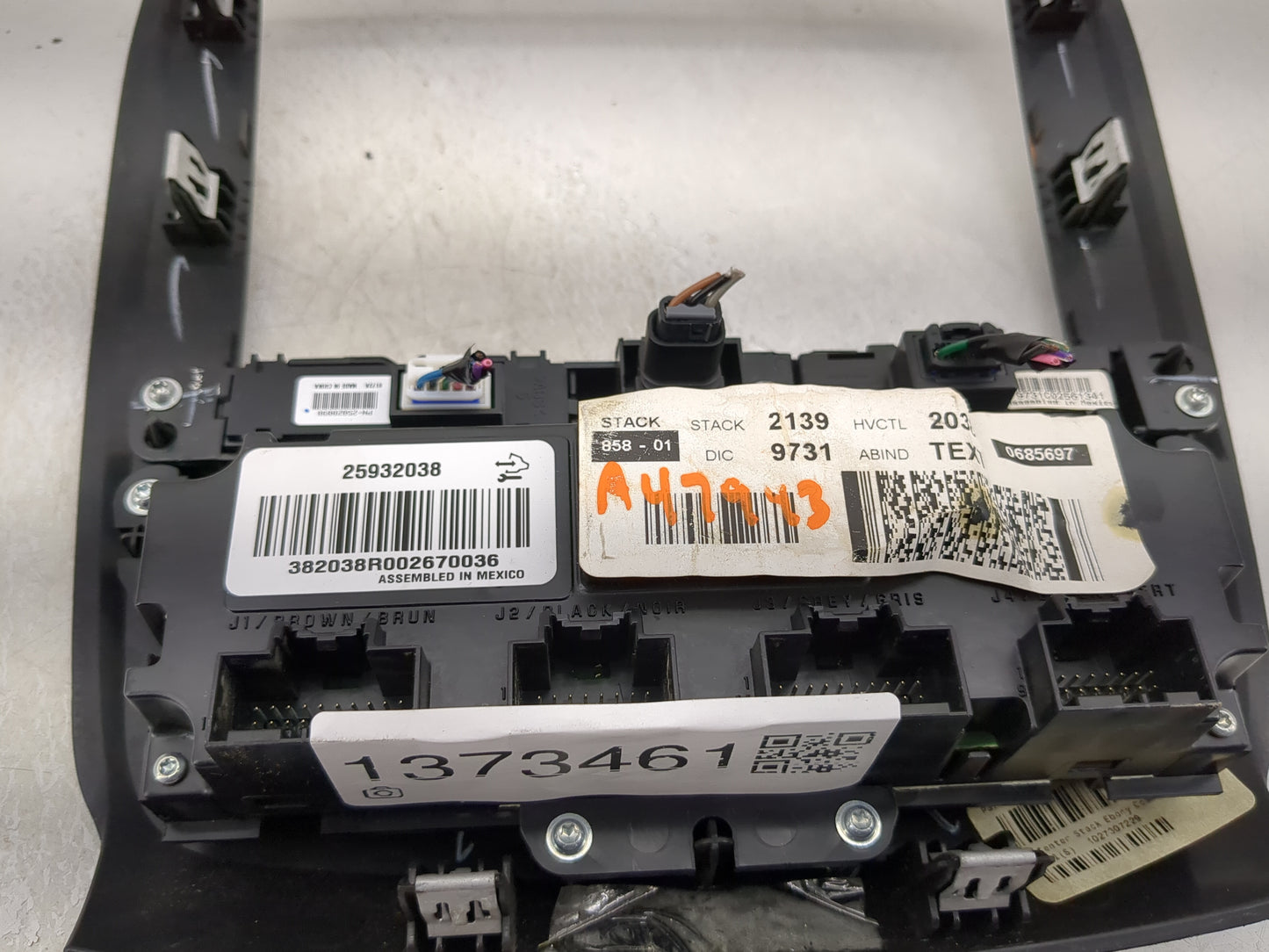 2008-2012 Buick Enclave Climate Control Module Temperature AC/Heater Replacement P/N:25932038 Fits Fits 2008 2009 2010 2011 