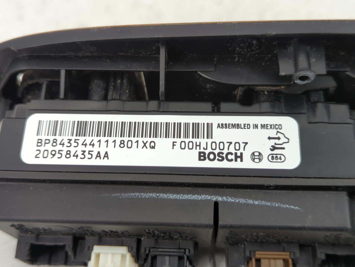 2010-2017 Buick Enclave Master Power Window Switch Replacement Driver Side Left P/N:20958435AA Fits OEM Used Auto Parts - Oe
