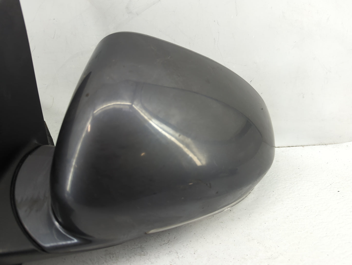 2008-2012 Buick Enclave Driver Side View Mirror - Left Door Mirror OEM Used - Oemusedautoparts1.com