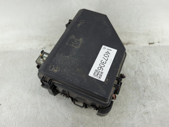 compare product 2011 Buick Enclave Fusebox Fuse Box Panel Relay Module P/N:20913284 Fits OEM Used Auto Parts