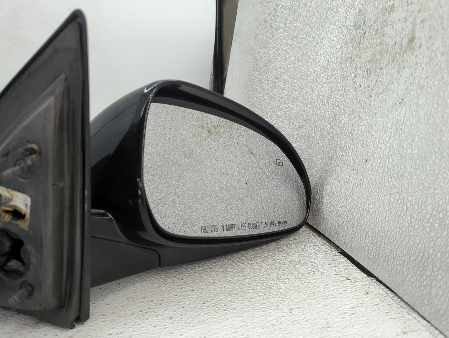 2008-2012 Buick Enclave Passenger Side View Mirror - Right Door Mirror OEM Used - Oemusedautoparts1.com