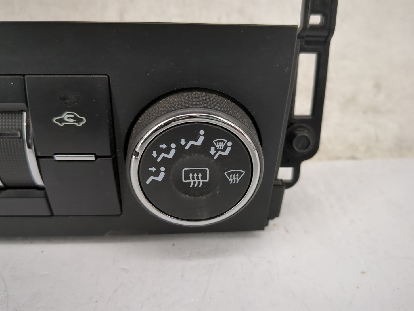 2008-2012 Buick Enclave Climate Control Module Temperature AC/Heater Replacement P/N:15860897 Fits Fits 2008 2009 2010 2011 