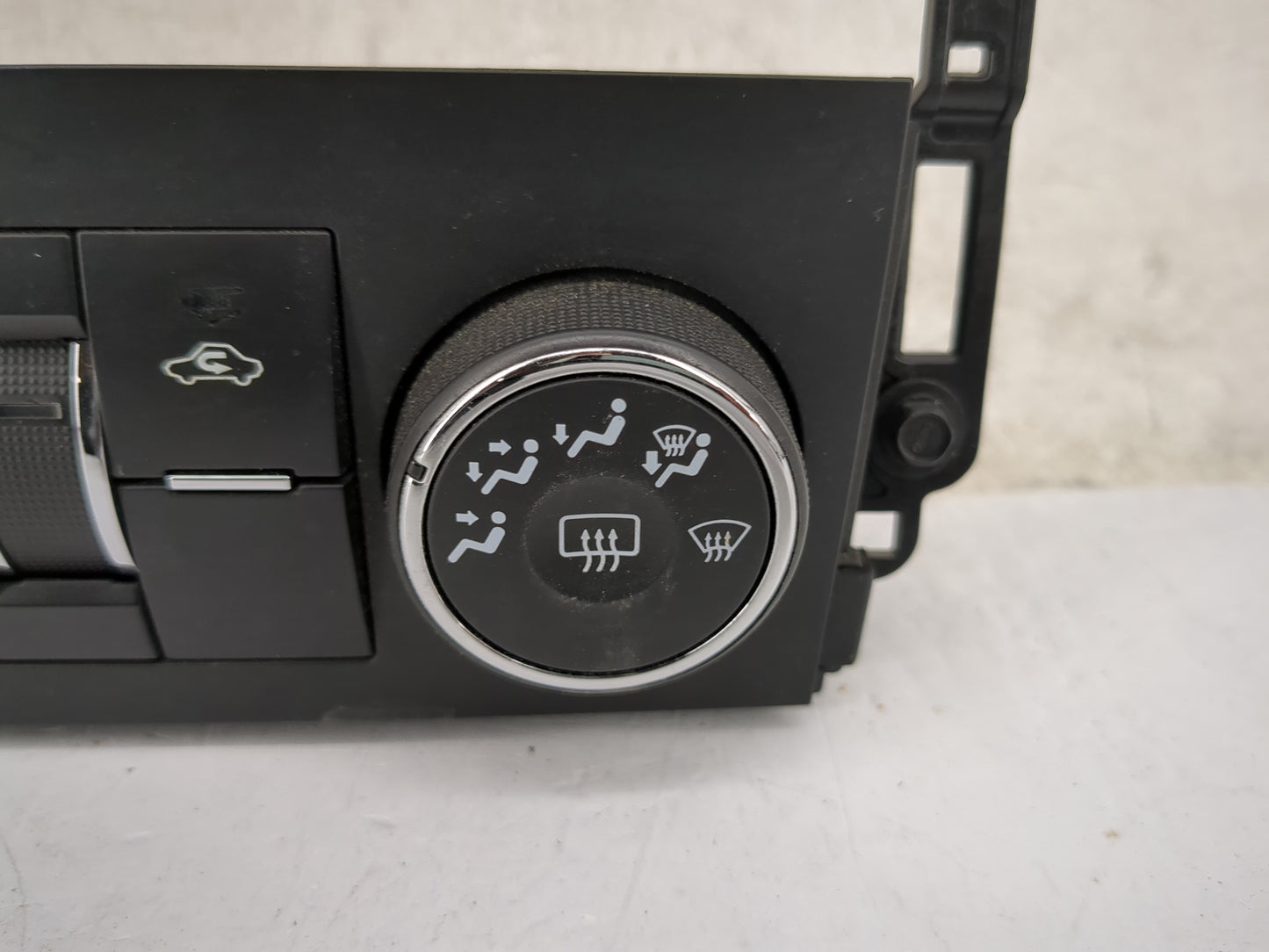 2008-2012 Buick Enclave Climate Control Module Temperature AC/Heater Replacement P/N:15860897 Fits Fits 2008 2009 2010 2011 