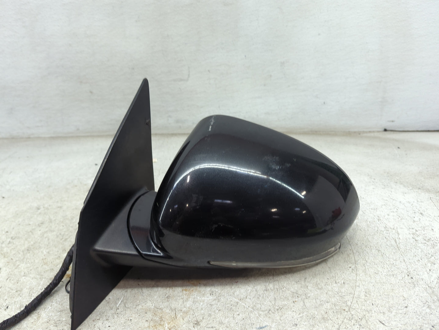 2008-2012 Buick Enclave Driver Side View Mirror - Left Door Mirror OEM Used - Oemusedautoparts1.com