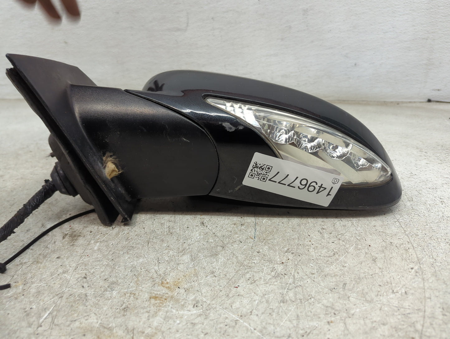 2008-2012 Buick Enclave Driver Side View Mirror - Left Door Mirror OEM Used - Oemusedautoparts1.com