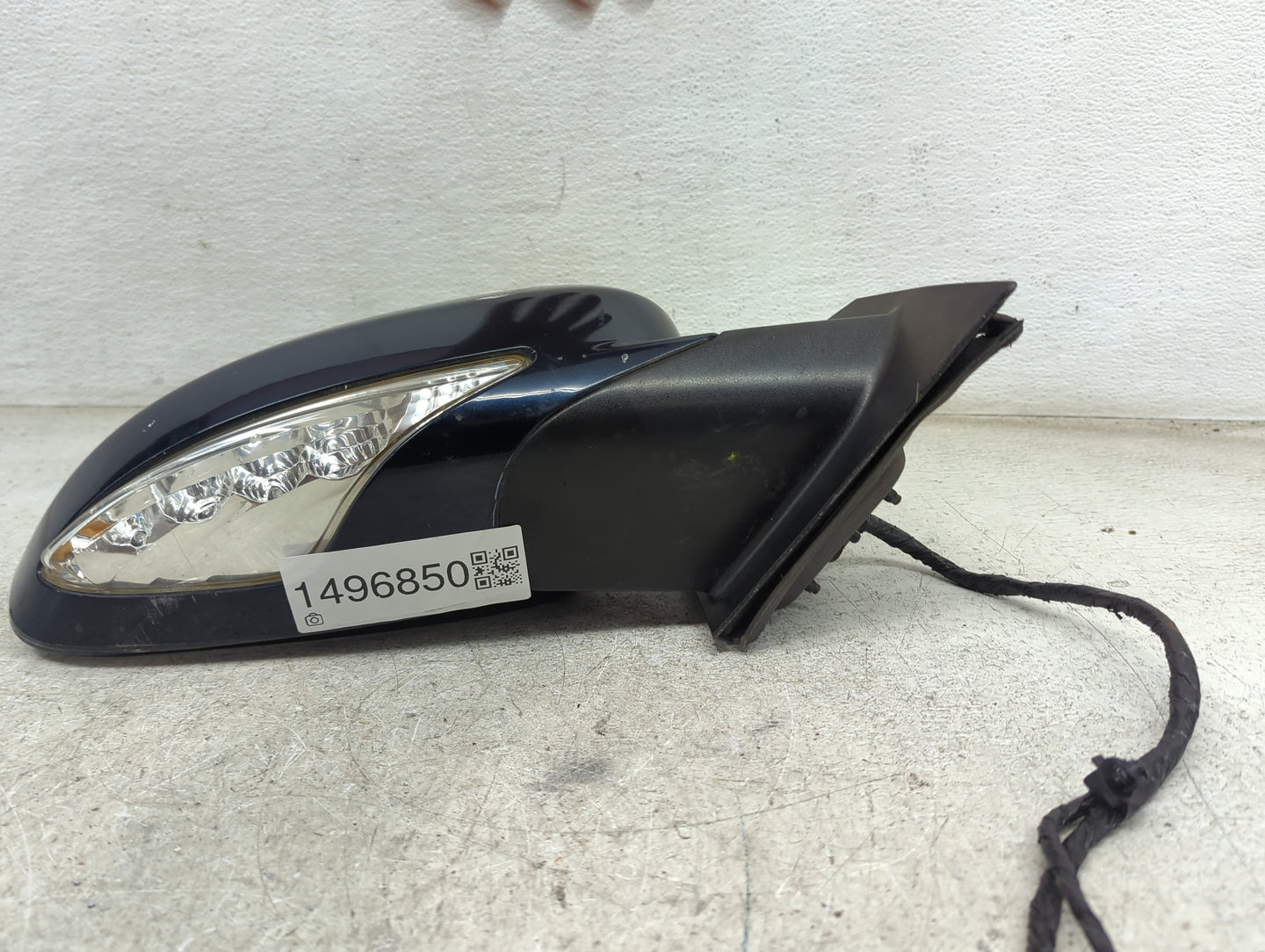 2008-2012 Buick Enclave Passenger Side View Mirror - Right Door Mirror OEM Used - Oemusedautoparts1.com